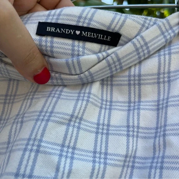 Brandy Melville white and blue Plaid mini Skirt! - Picture 3 of 5
